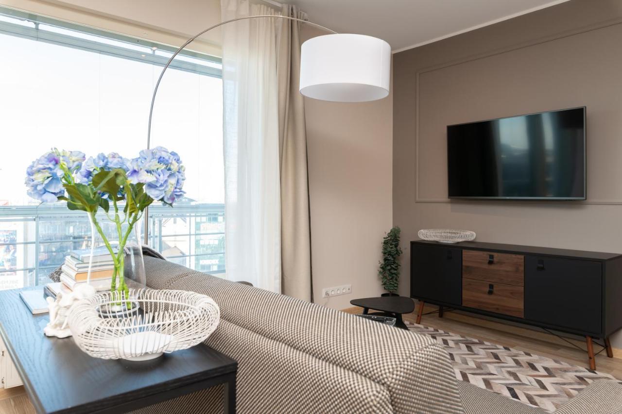 Viru Stylish Apartment Tallinn Exteriör bild